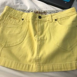 Billabong yellow skirt