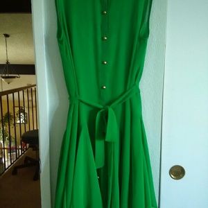 A beautiful  summer green w gold buttons