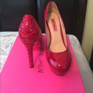 Red Patent Leather Pumps