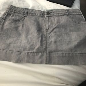 Grey skirt