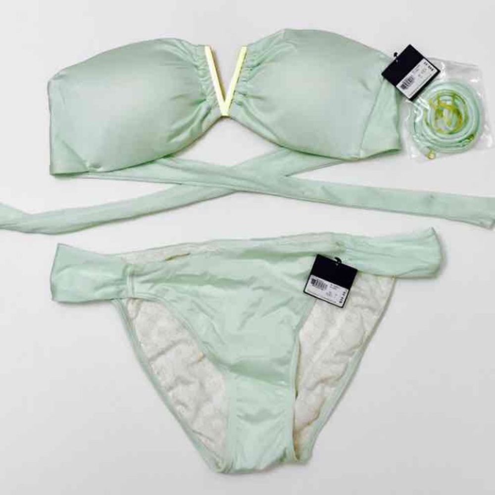 Nwt Victoria's Secret bandeau S bikini Bottom M