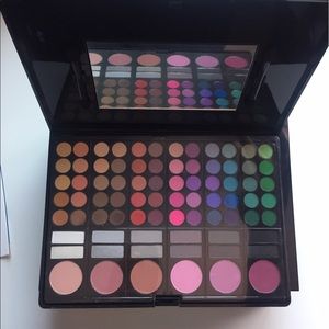 Eyes lips face palette