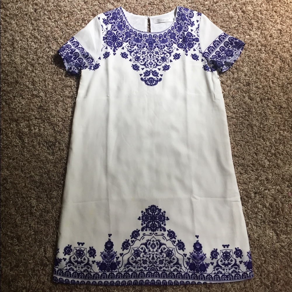 Lily Whyt dress