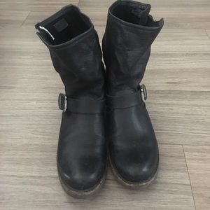 Women's Frye Veronica Short boots