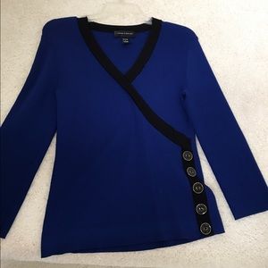 Cable and Gauge Royal Blue Top. Size large.