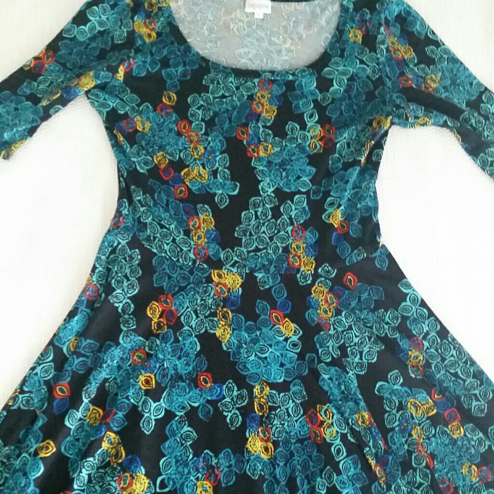 LuLaRoe Nicole Black Teal Multi Large