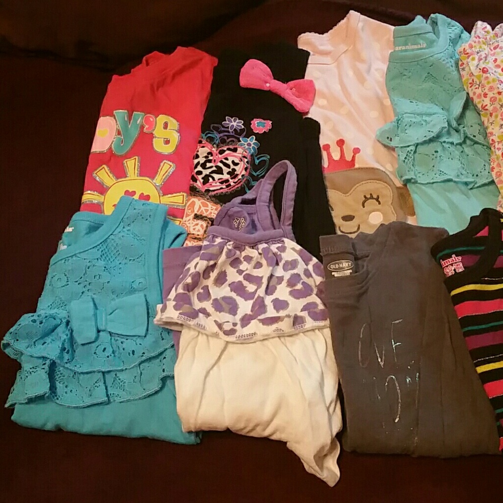 Girls size 2T/24mo shirts