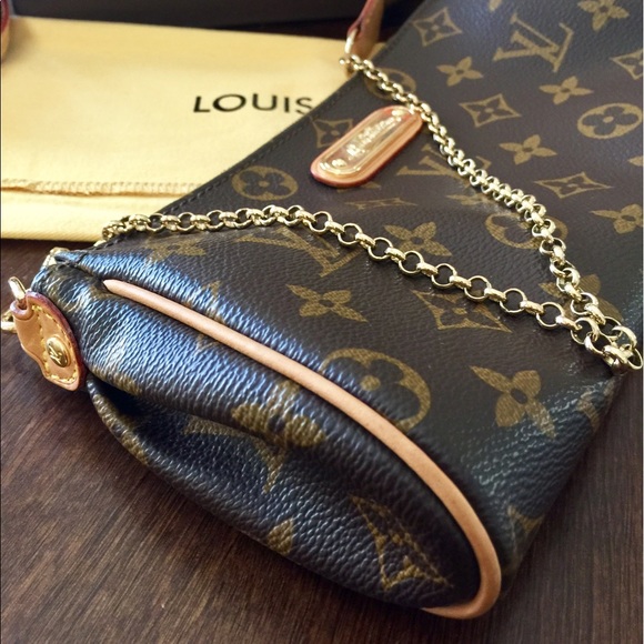 SOLD! Monogram Eva Clutch - Picture 2 of 6