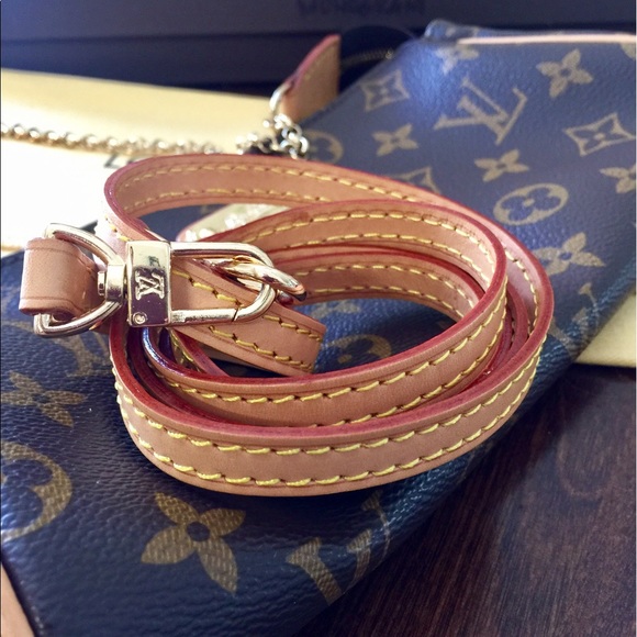 SOLD! Monogram Eva Clutch - Picture 5 of 6