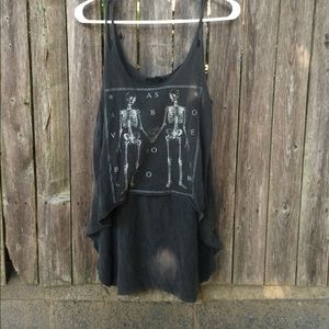 Cutout high low tank