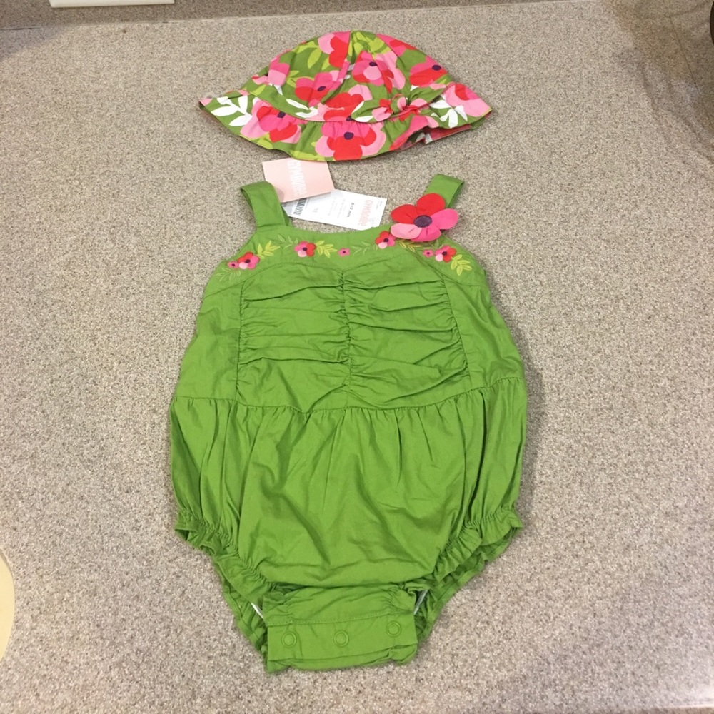 NWT Gymboree romper & matching hat!