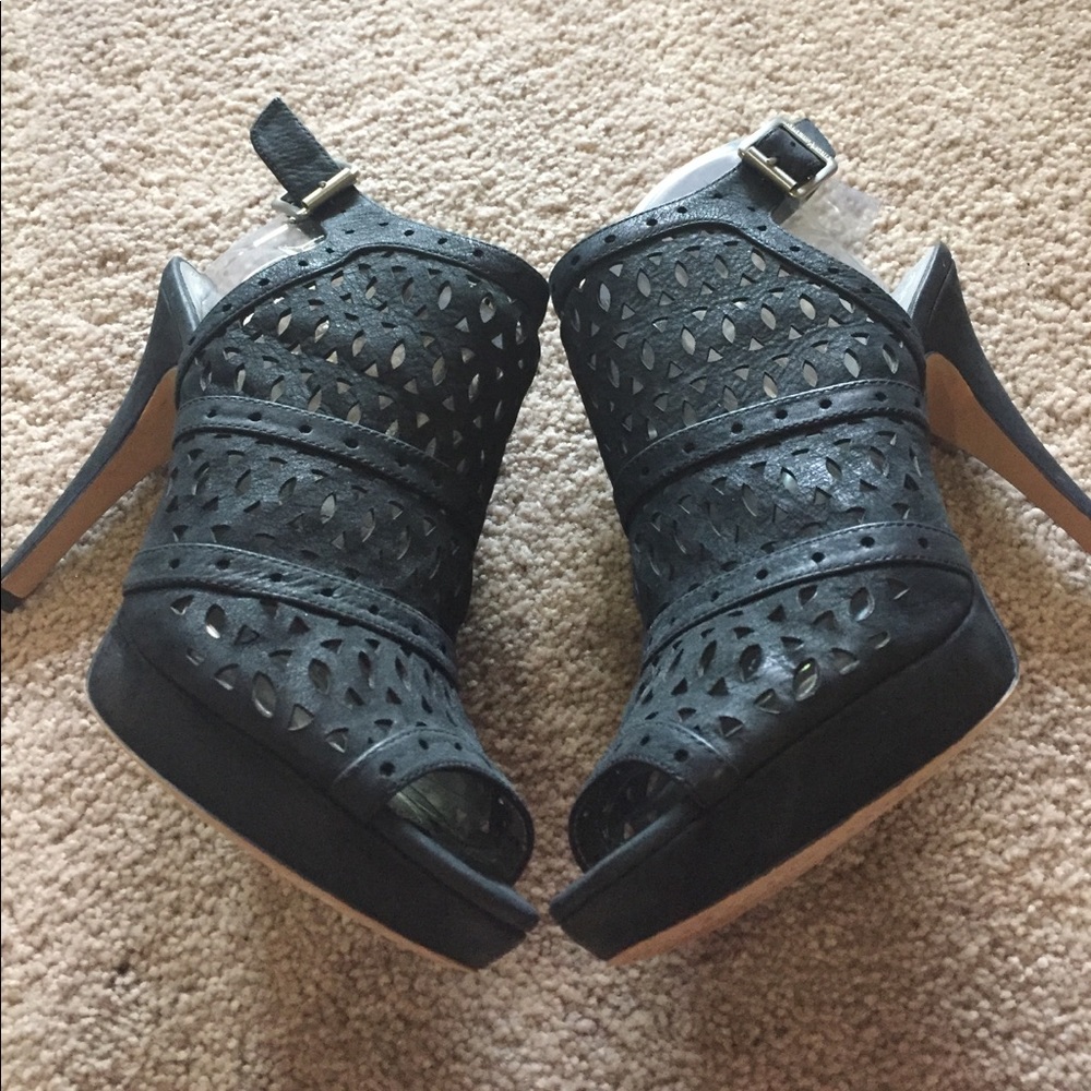 👠black V-Cumuto's 👠