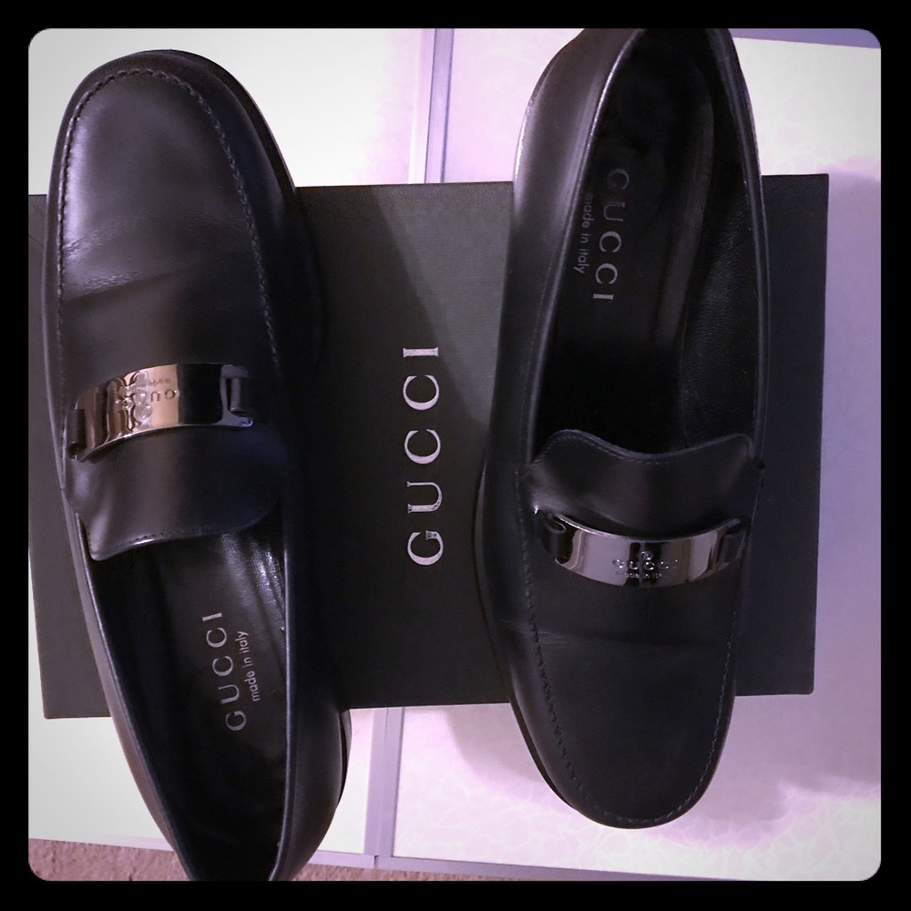 Gucci Authentic Loafers Sz 9B