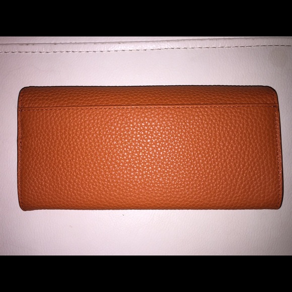 MICHAEL KORS WALLET - Picture 3 of 6