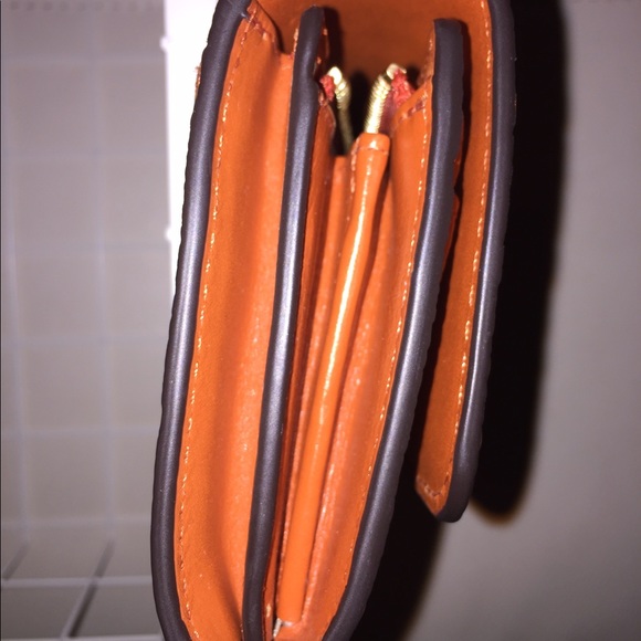 MICHAEL KORS WALLET - Picture 5 of 6