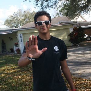 Meet your Posher, Derek