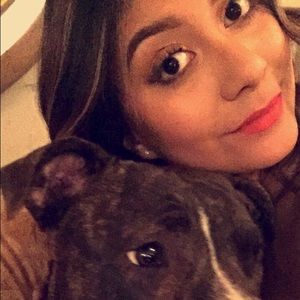 Meet your Posher, Ashly