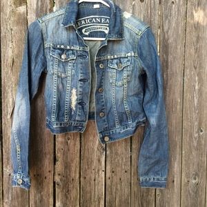 Destroyed cropped denim jacket