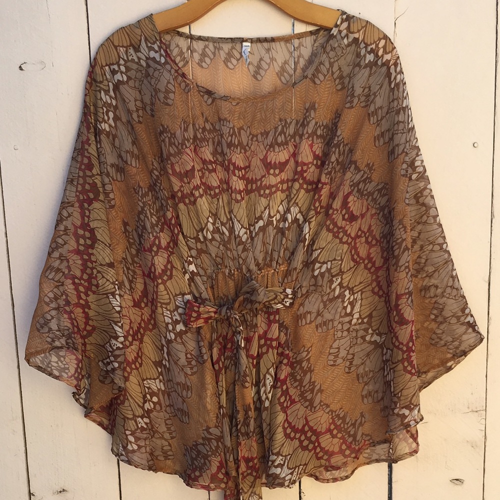 Willow & Clay Sheer Boho top with Flare Sleeves
