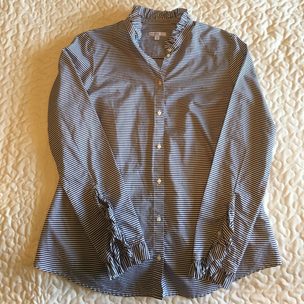 GAP Maternity Shirt