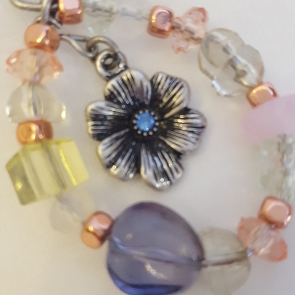 NWT Multicolored beaded flower drop earrings - Picture 2 of 3