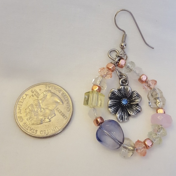NWT Multicolored beaded flower drop earrings - Picture 3 of 3