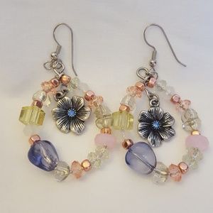 NWT Multicolored beaded flower drop earrings
