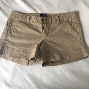 NWOT AMERICAN EAGLE KAHKI MIDI SHORTS