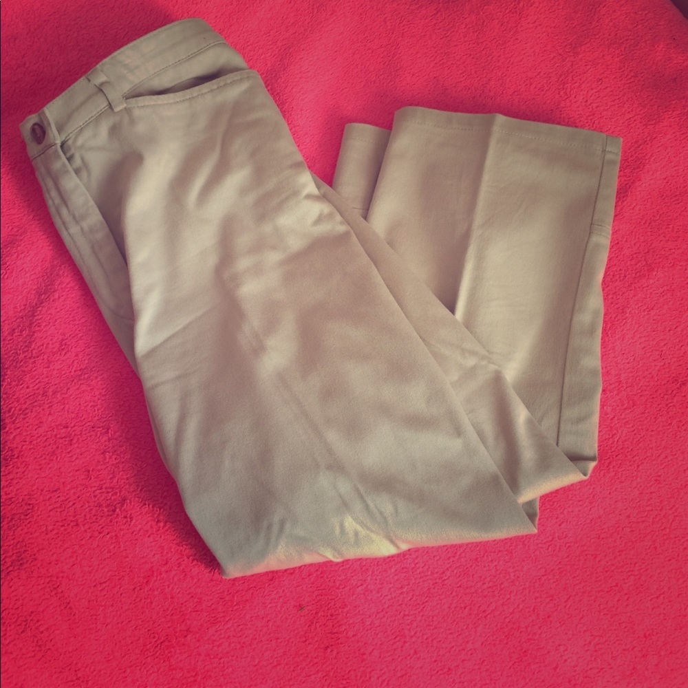 Tan 2p Capri