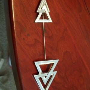 Silver Arrow Pin