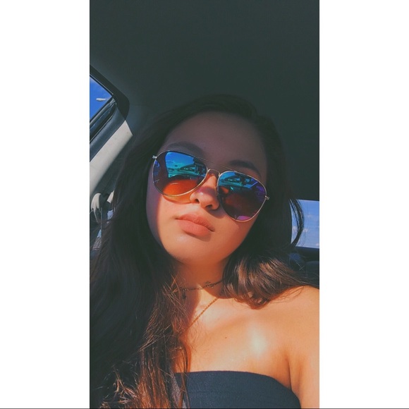 Meet your Posher, Maddie - Picture 1 of 1