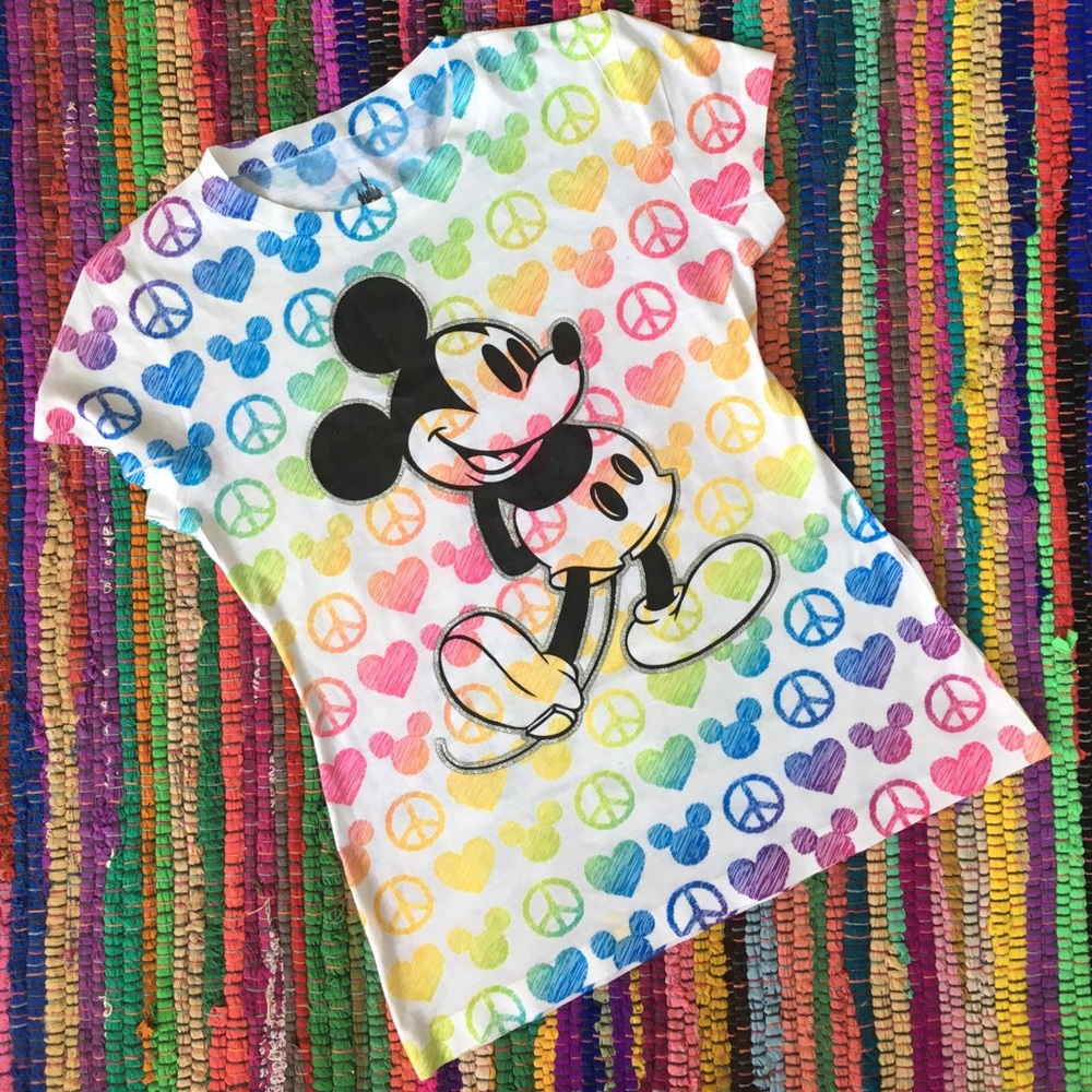 🎉Almost NEW Disney t-shirt🎉