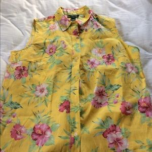 Floral Ralph Lauren Button down sleeveless shirt