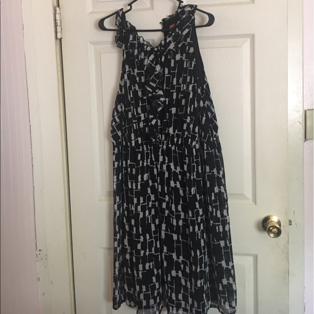 Black and white dress