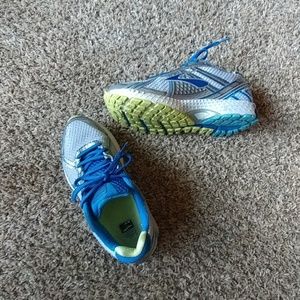 Size 8 Brooks GTS-15 Adrenaline Running Shoe