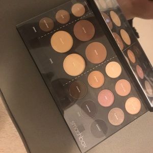 Like New Smashbox ShapeMatters palette