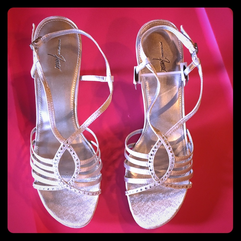 Jacqueline Ferrar silver heel sandal