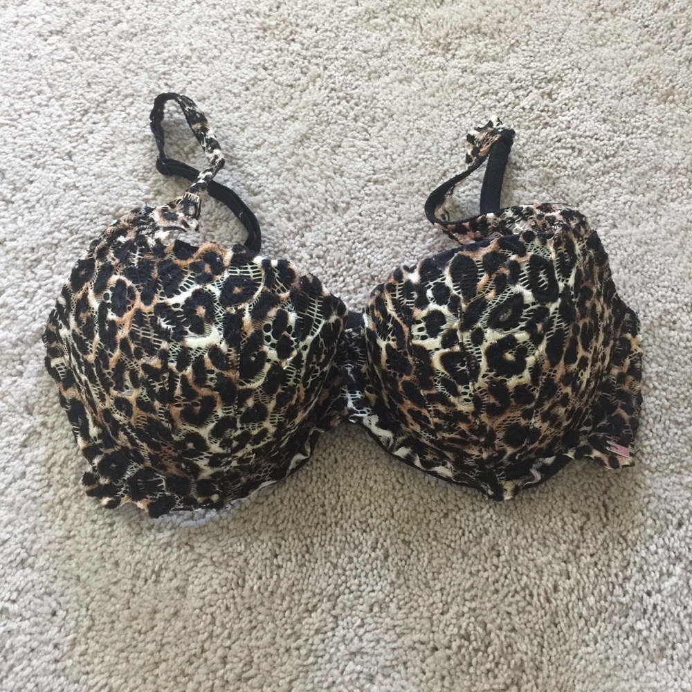 Victoria's Secret 34D Bra