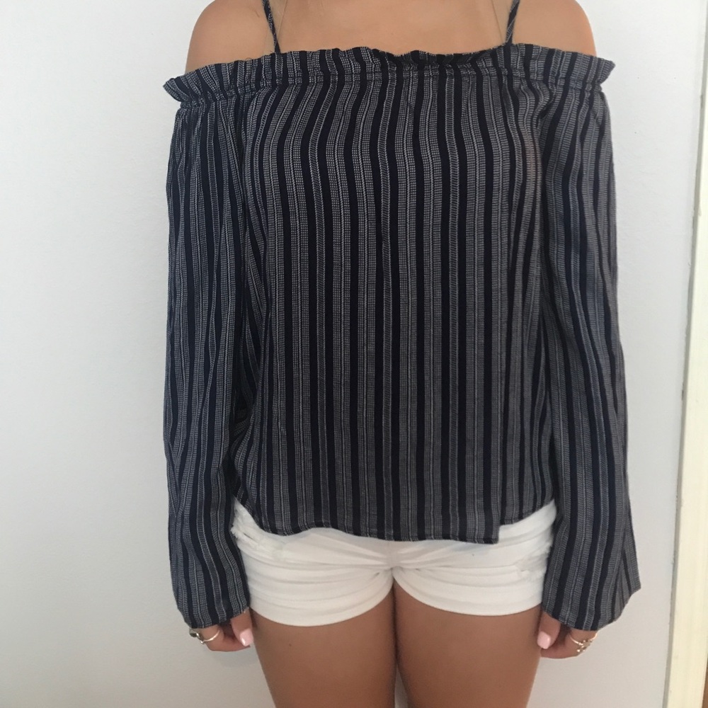 Long sleeve off the shoulder top
