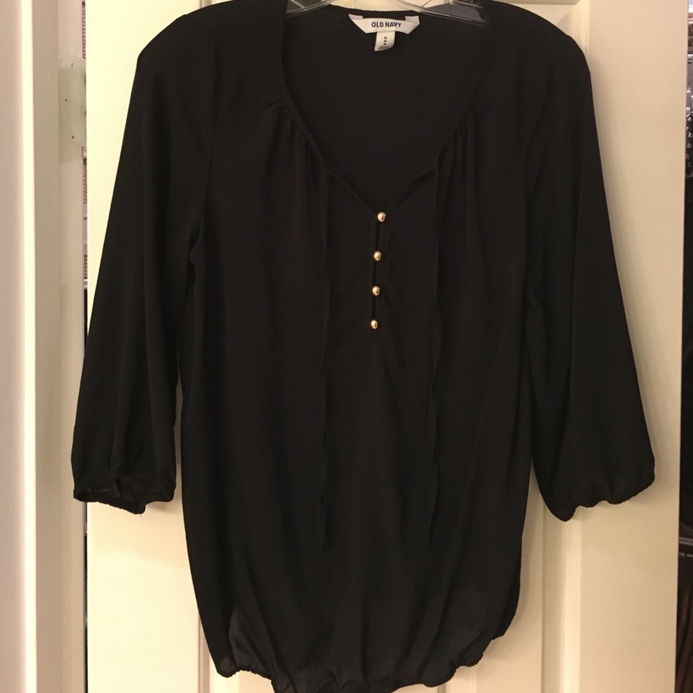 Old Navy black 3/4 sleeve blouse.