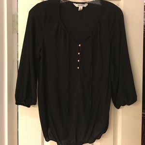 Old Navy black 3/4 sleeve blouse.