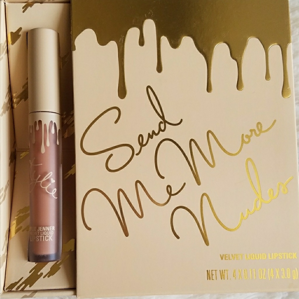 Kylie Cosmetics Send Me More Nudes Velvet Lipstick