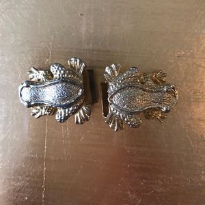 Vintage gold frog belt buckle