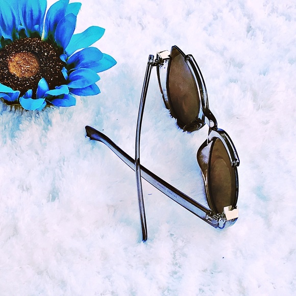 "Emery" Retro ¾ Cut Frame Cateye Sunnies - Picture 4 of 4