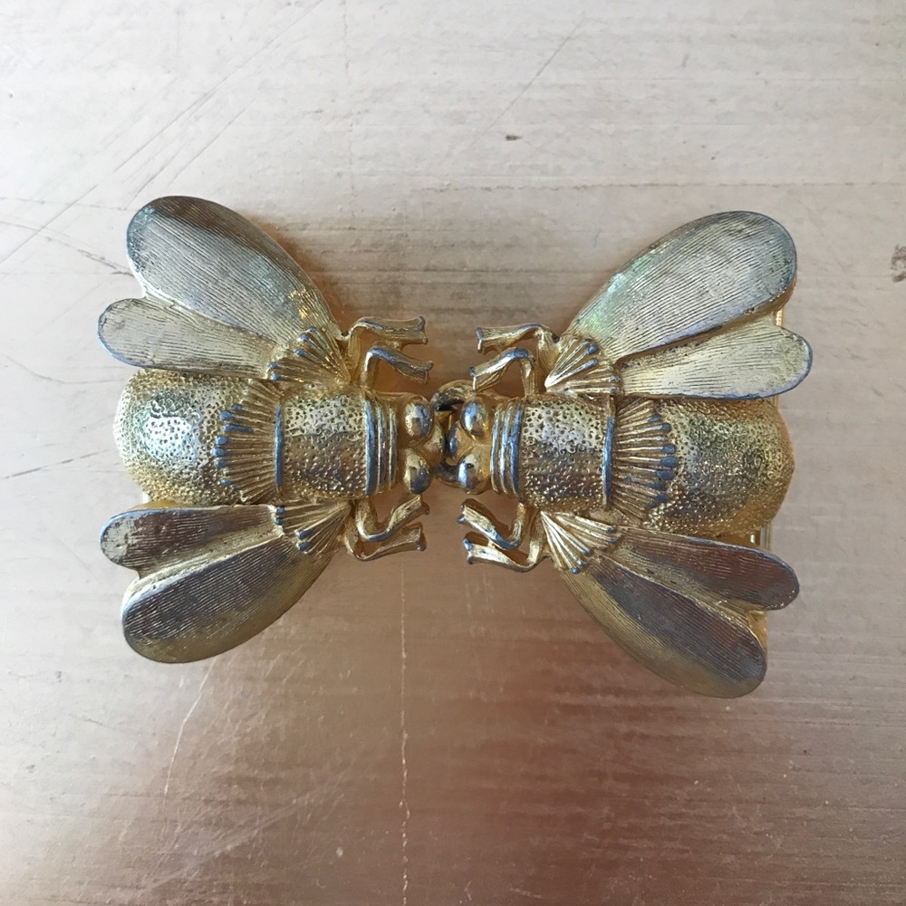 Vintage bee belt buckle