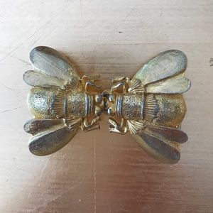 Vintage bee belt buckle