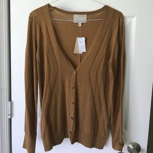NWT. Banana Republic boyfriend cardigan