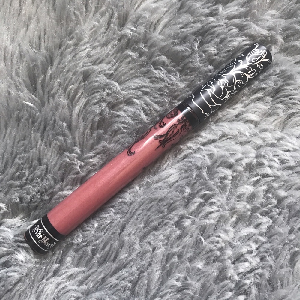 Kat Von D Everlasting Liquid Lipstick in Lolita