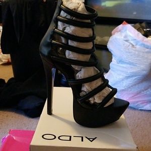 Platform caged heels