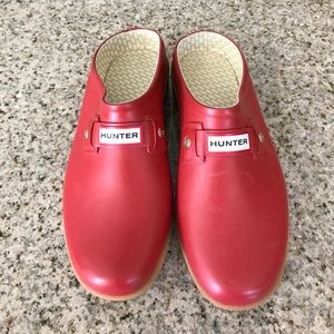 NWO box Hunter Maddy Rain Clog